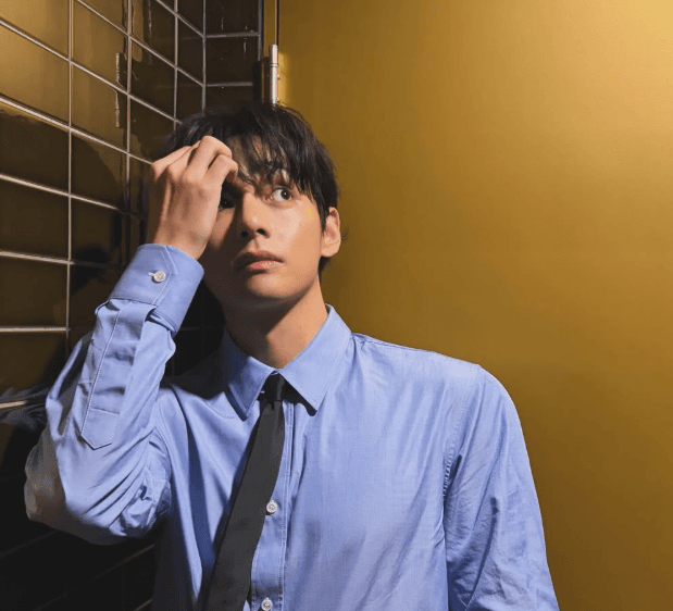 BTS’s V Wins Hearts After Reaching Out to Fan Behind His Viral Leopard Phone Case